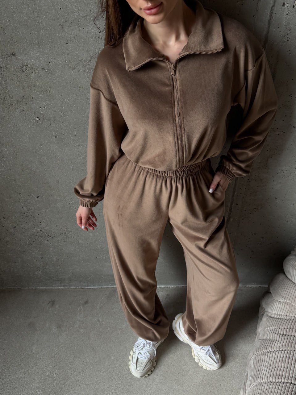 Комбинезон из велюра Sv-0021