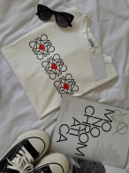 Белая футболка с принтом Sho-0003
