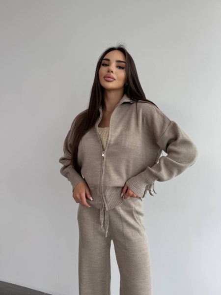 Костюм вязаный Co-0002