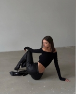 Базовая кофточка с опущенными плечами Bf-0115