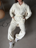 Комбинезон из велюра Sv-0021