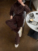 Комбинезон из велюра Sv-0021