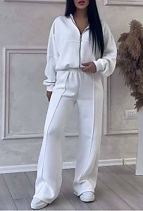Купить оптом и в розницу белый прогулочный костюм Белый прогулочный костюм