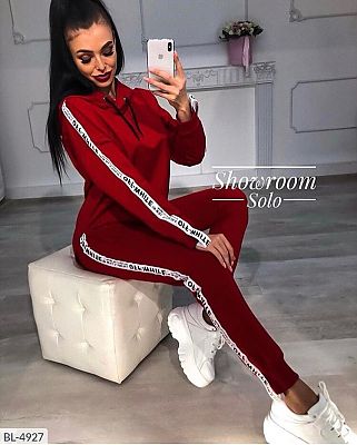 спортивный костюм