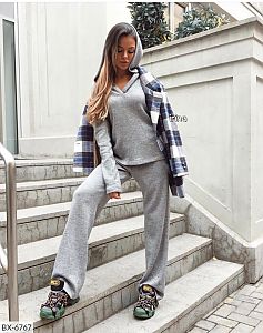 костюм из трикотажа 