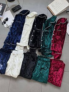 Пижама из мятого велюра Iri-0001 купить оптом в интернет магазине Поставщик