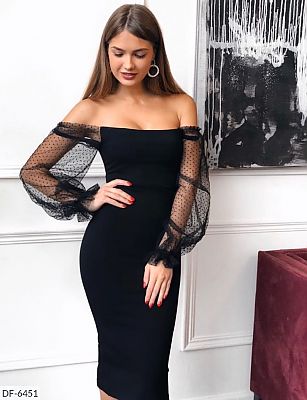 Модное черное платье